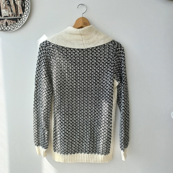 Calvin Klein Women's Black/Cream Cowl Neck Sweater Size M US - Picture 8 of 13